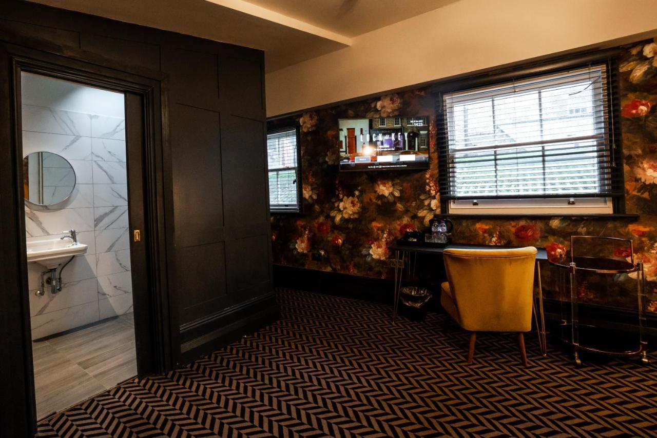 Lock And Key Boutique - Duke Street Hotel